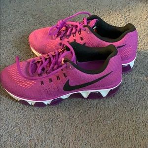 Brand new nike woman’s shoes size 7